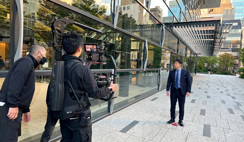 CM撮影の現場 会社にはない機材も使用して本格的に撮影